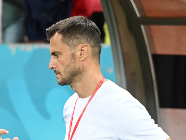 Andrei Nicolescu, fostul jucător și actualul antrenor al echipei FC Argeș, a fost surprins de ultimele evenimente din cadrul grupării piteștene, în special de modul în care s-a gestionat situația cu Dinamo