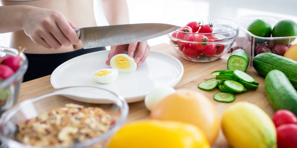 Ce faci cu friptura de miel și ouăle de Paște? Bucătarii prezintă rețete noi