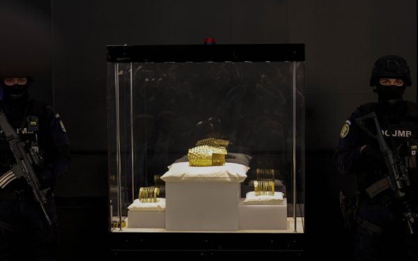 Coiful de la Coțofenești și brățări dacice, acasă: Tezaur expus la Muzeul Național