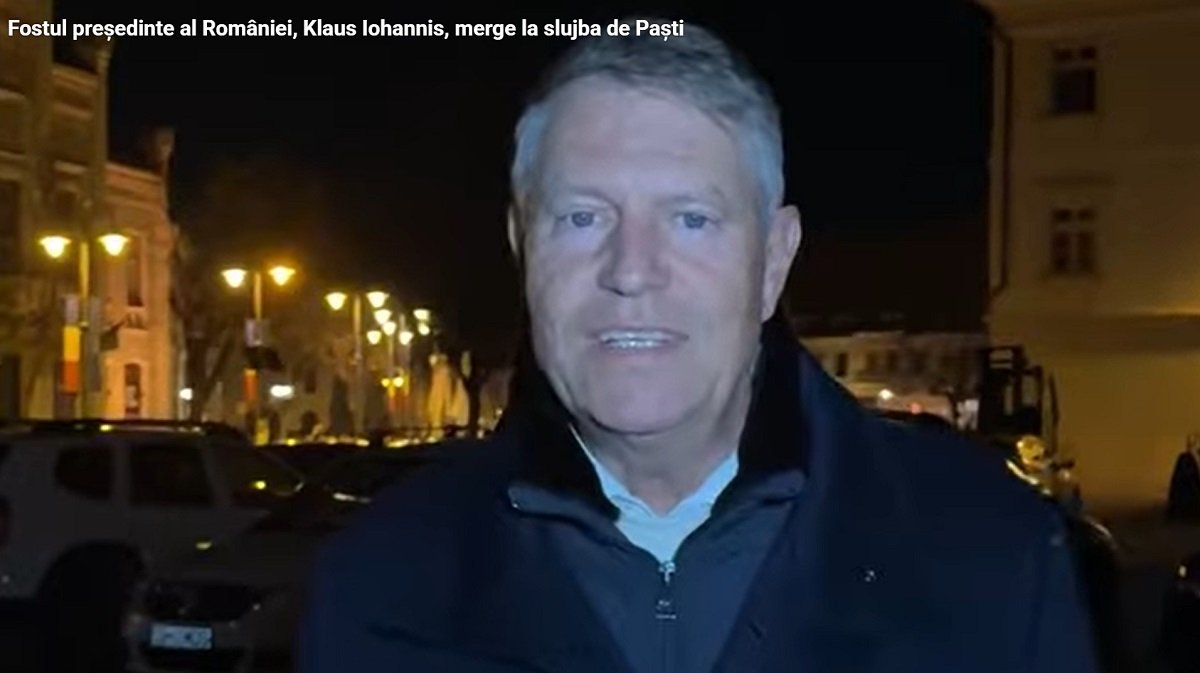Fostul președinte Klaus Iohannis și soția sa, Carmen, au participat sâmbătă seara la slujba de Înviere oficiată la Biserica romano-catolică „Sfânta Treime” din Sibiu, o vizită discretă dar vizibilă pentru comunitate