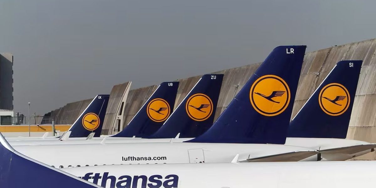 Sute de români, blocați în străinătate din cauza grevei Lufthansa Un număr semnificativ de români din diaspora se confruntă cu incertitudini majore cu privire la planurile de călătorie pentru sărbătorile de Paște