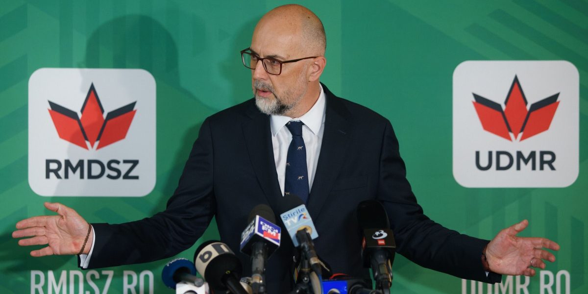 Kelemen Hunor, felicitări pentru Tisza și Magyar după victoria din Ungaria 2026