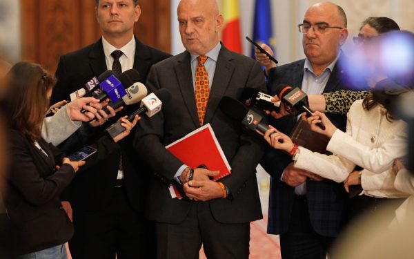 Sindicatele, propunere-șoc pentru PSD: Program de guvernare, la masa negocierilor