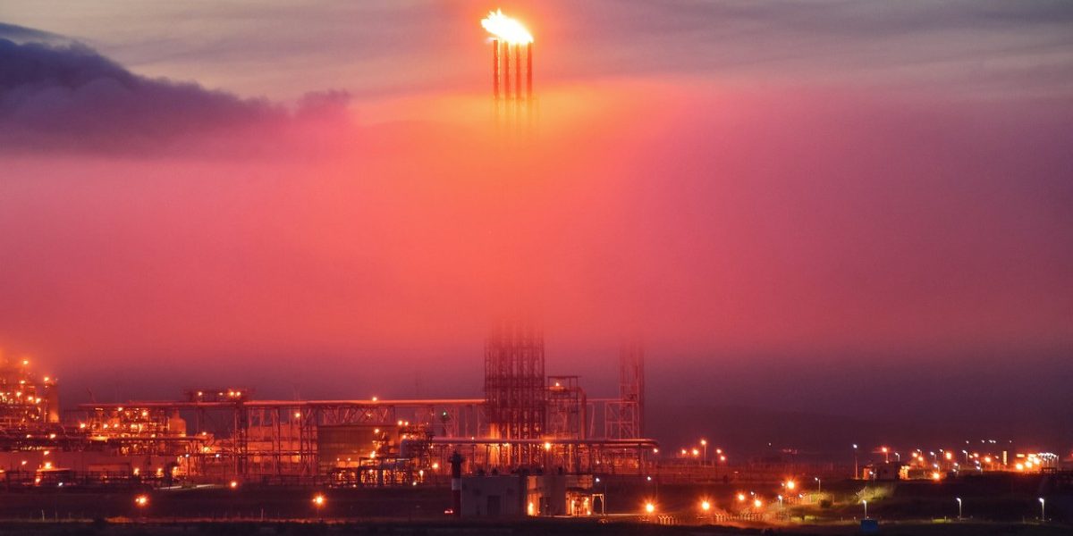 Prețurile gazelor naturale în Europa au crescut din nou, pe fondul întreruperilor din lanțurile de aprovizionare cu gaz natural lichefiat (GNL), exacerbate de tensiunile din Orientul Mijlociu