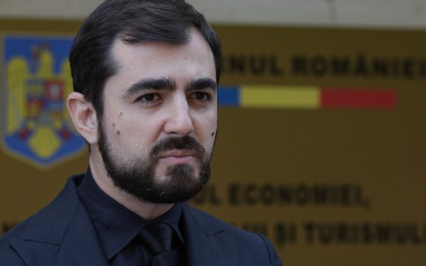 Năsui, replică usturătoare pentru Grindeanu: „Te miri de ce s-a prăbușit economia?”