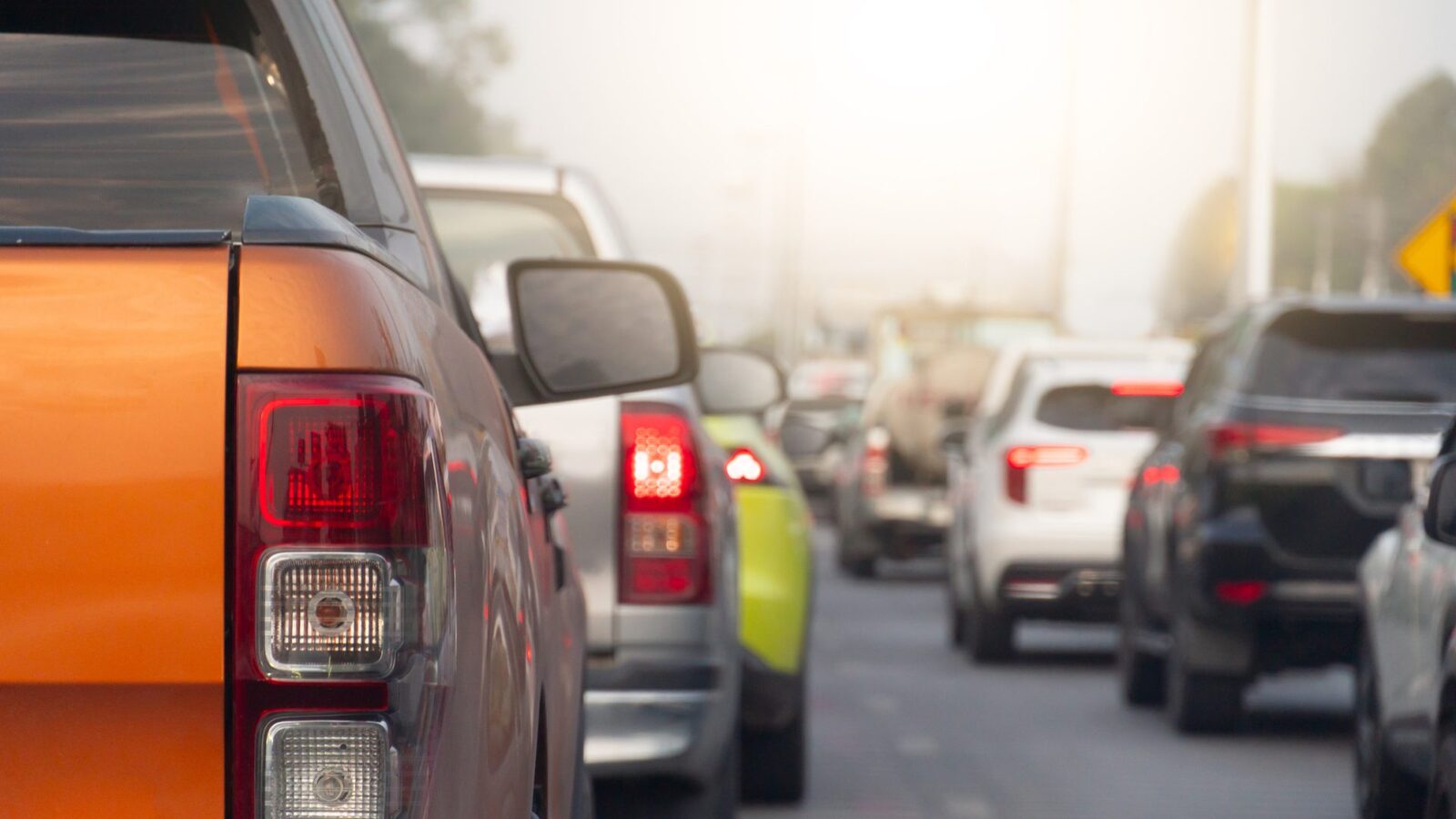 UE dă verdictul: Se duc pe apa sâmbetei mașinile cu benzină și motorină din 2035