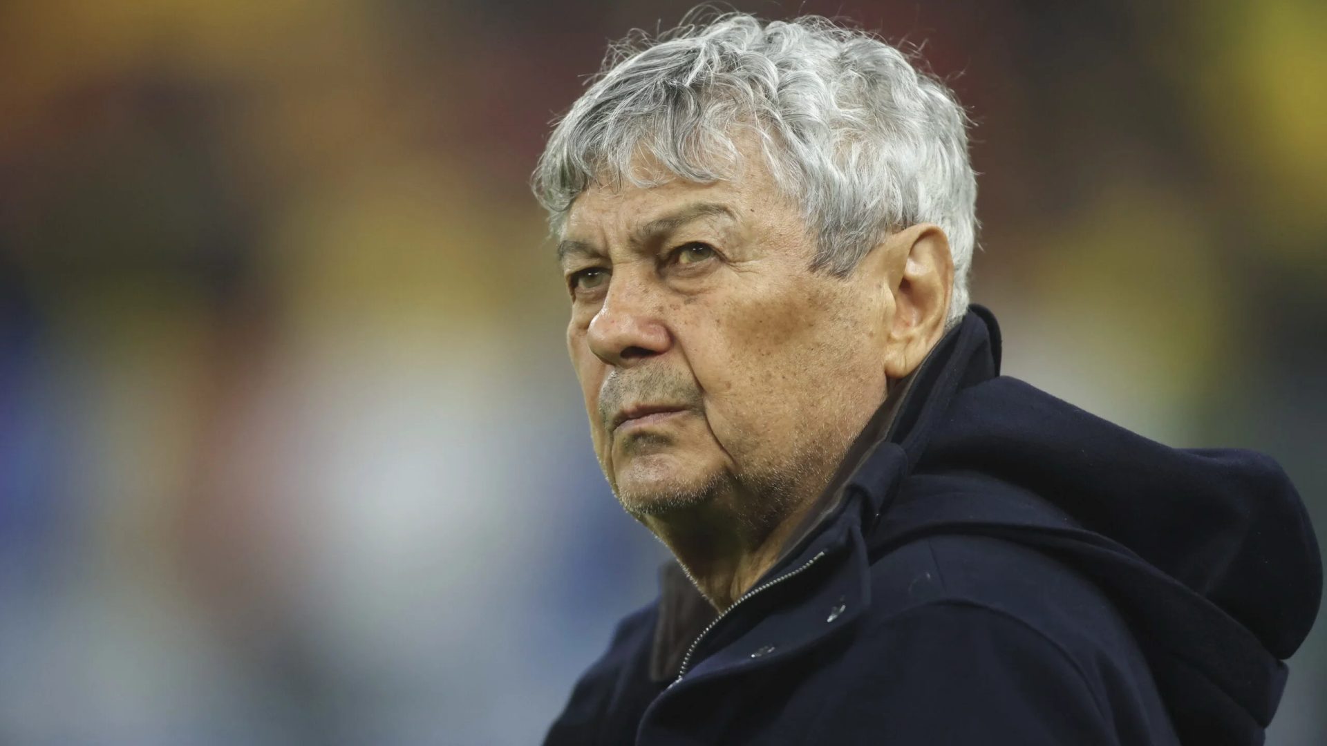 Medicii iau în calcul utilizarea ECMO în cazul lui Mircea Lucescu Fostul selecționer al echipei naționale a României, Mircea Lucescu, se află internat în stare gravă la Spitalul Universitar de Urgență București, după ce a suferit un infarct miocardic acut