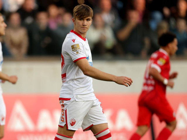 Tânărul fenomen de 17 ani, pas către recordul de transfer. Unde ajunge?