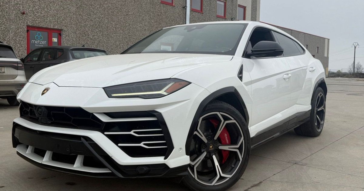 ANAF lansează o platformă digitală cu bunuri de lux la preț redus, inclusiv mașini, ceasuri și imobiliare Agenția Națională de Administrare Fiscală (ANAF) a anunțat recent lansarea unei platforme online dedicate comercializării bunurilor sechestrate sau aflate în proprietatea privată a statului