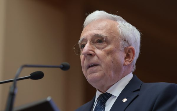 Isărescu, după weekendul cu raportul anti-ROBOR: Confuzie publică!