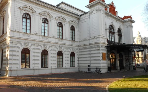 Evenimente culturale la Palatul Suțu, timp de trei luni, în București