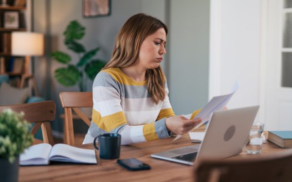 Munca de acasă: Drepturile angajaților și reguli pentru jobul remote