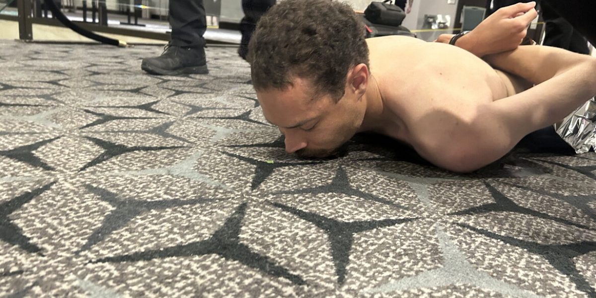 Cine e agresorul de la dineul cu președintele Donald Trump? Un mister!