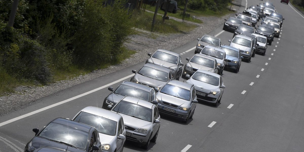 Aglomerație pe Valea Prahovei, după Paște: București, blocat pe autostrăzi
