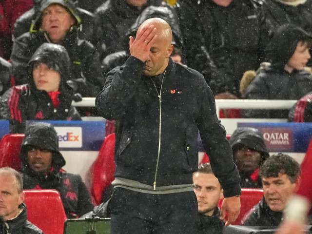 Englezii, șocați după Liverpool – PSG 0-2: Arne Slot, demis! ”Îngrozitor”