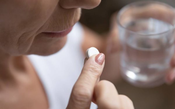 Stresul sărbătorilor: Cum ne dă digestia peste cap și ne taie pofta