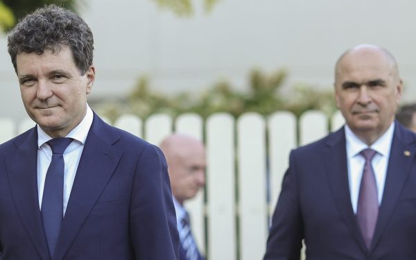 Nicușor Dan, la negocieri cu partidele: Bolojan pleacă?