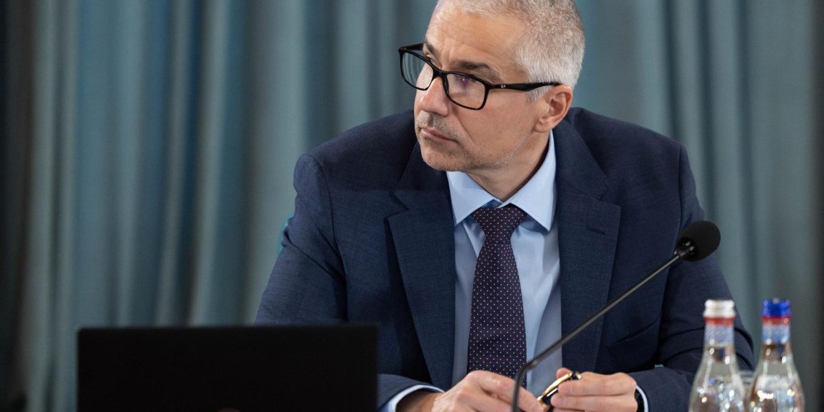 Marinescu (PSD): Bolojan, lăsat fără sprijin. Guvernarea, menținută, însă