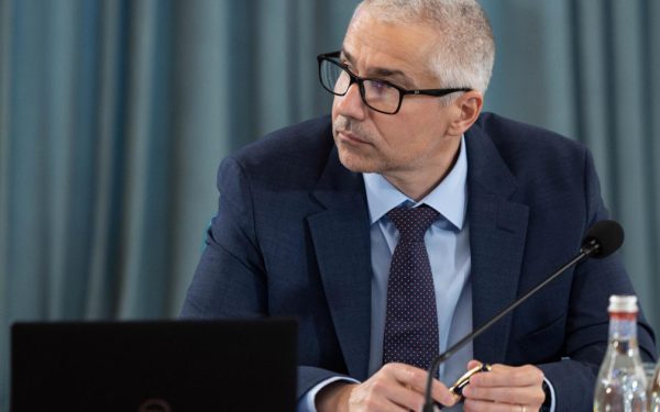 Marinescu (PSD): Bolojan, lăsat fără sprijin. Guvernarea, menținută, însă