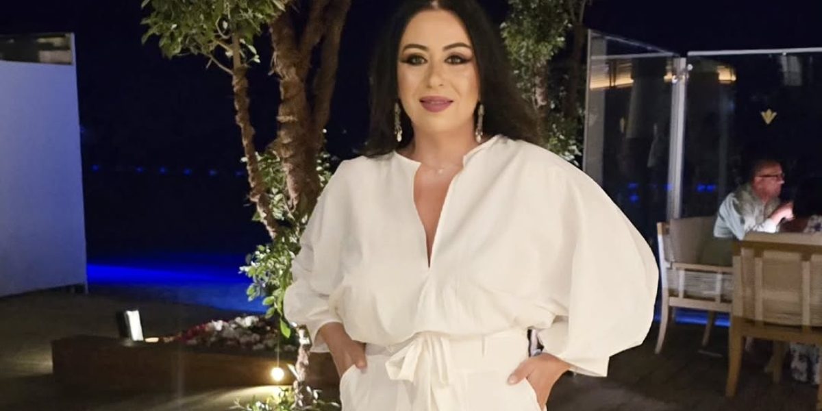 Oana Roman, spectaculoasă la 50 de ani: Cum arată în costum de baie în Egipt?