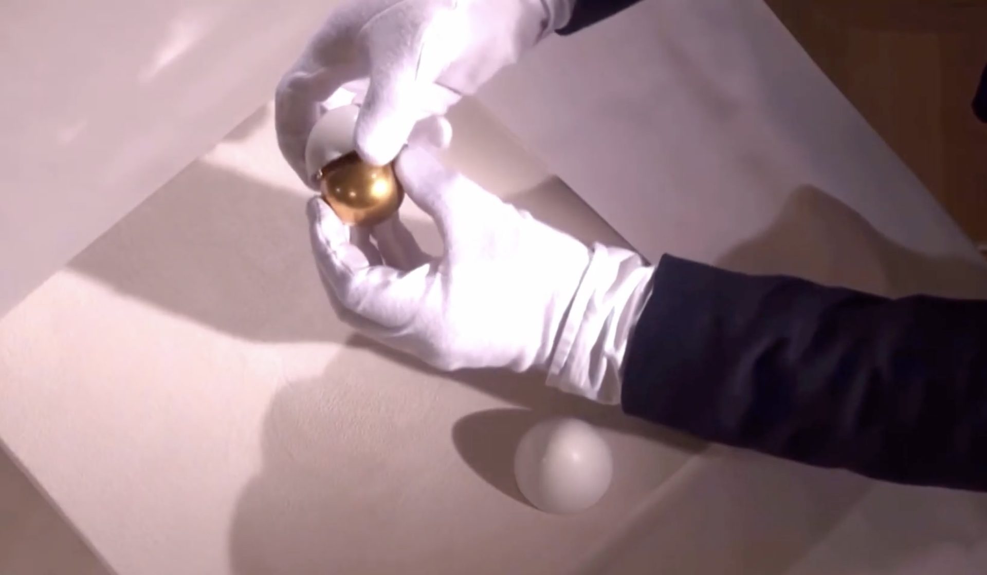 Hoț englez la pușcărie: a furat ceas și ou faberge de 2,2 mil. £