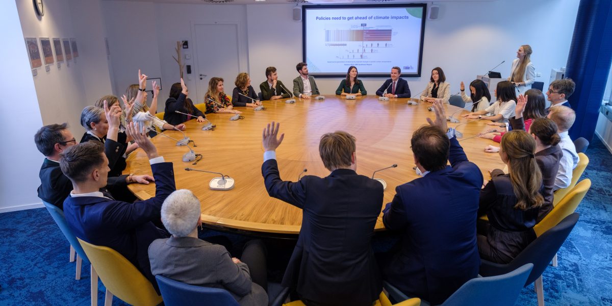 UE pregătește ajutor de stat pentru sectoarele afectate de criza din Orientul Mijlociu