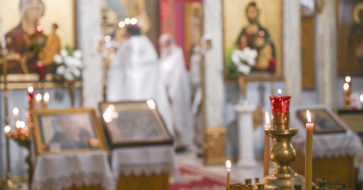 Duminica Floriilor, sărbătoare religiousă și prilej de comemorare a onomasticii pentru mulți români, a fost marcată, ca de fiecare dată, și de tradiția transmisă de-a lungul timpului: urările și mesajele adresate celor care poartă nume inspirate din flori