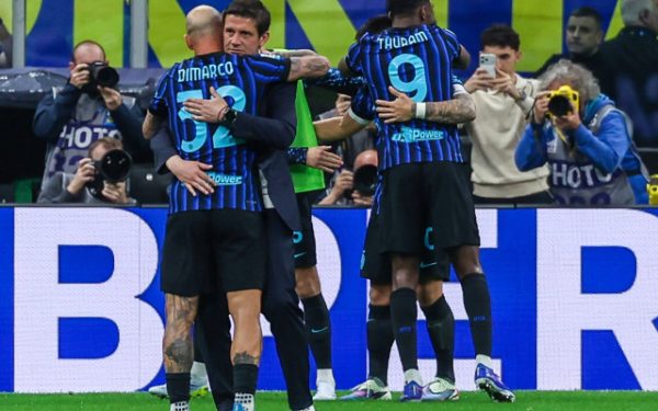 Istorie la Milano: Inter zdrobește Cagliari (3-0) în Serie A