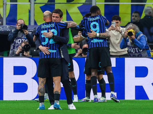 Istorie la Milano: Inter zdrobește Cagliari (3-0) în Serie A