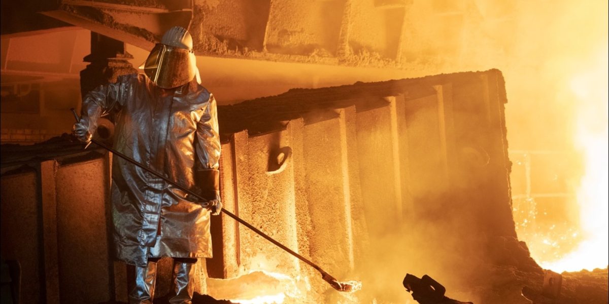 UMB Steel a familiei Umbrărescu preia oficial combinatul ArcelorMittal Hunedoara