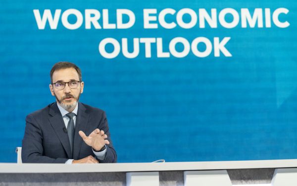 FMI vede RECESIUNE: Prognoze sumbre pentru economia globală, avertisment dur