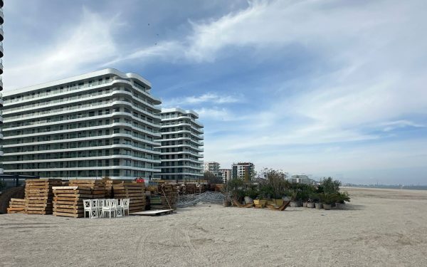 Avertisment la malul mării: Amenzi usturătoare pentru firmele de pe plaja Năvodari