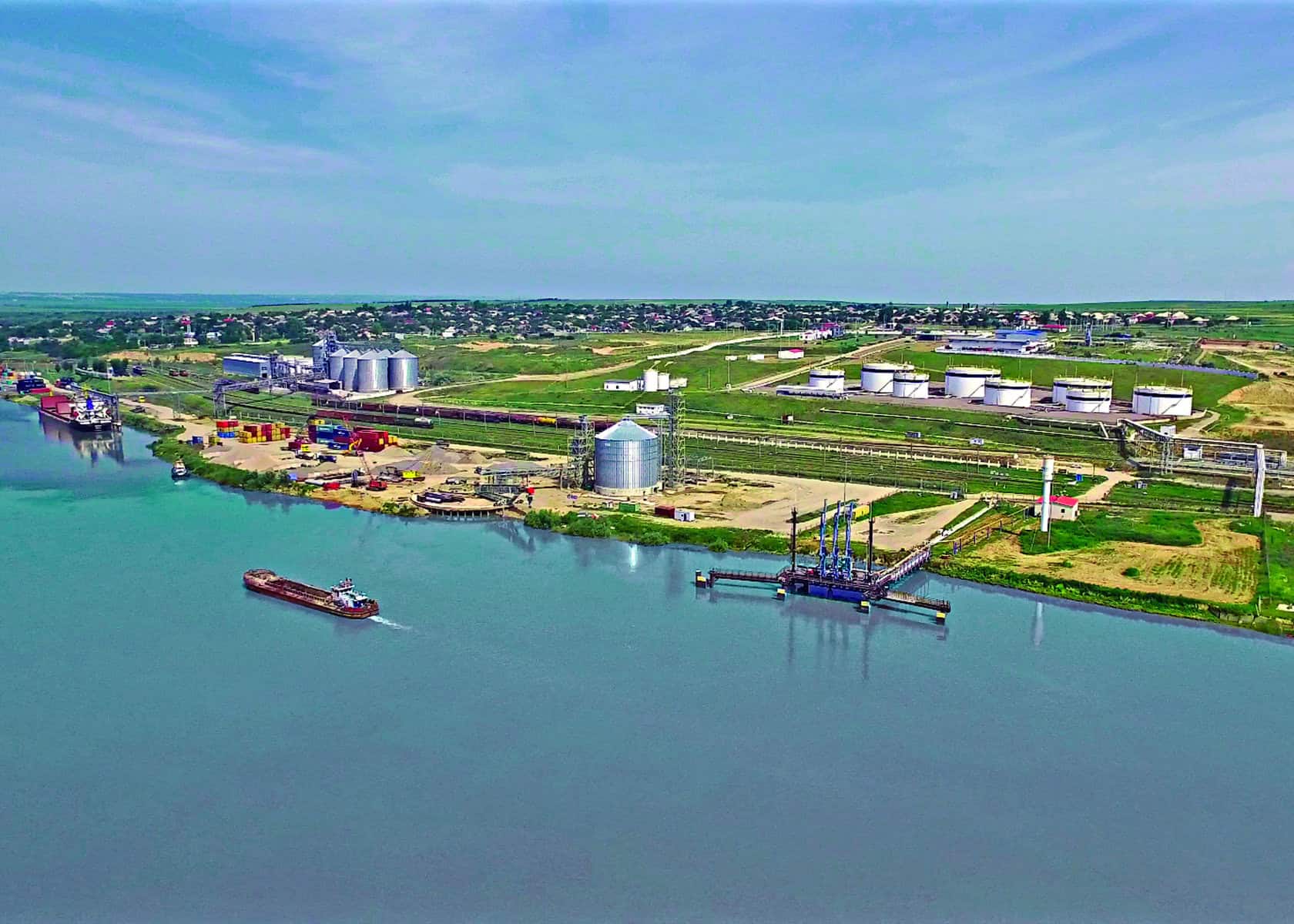 Guvernul Alocă Peste 281 Milioane de Lei pentru Achiziția Portului Giurgiulești Guvernul ROMÂNIEI a aprobat recent o hotărâre prin care suplimentează bugetul Ministerului Transporturilor și Infrastructurii cu impresionanta sumă de 281,626 milioane de lei