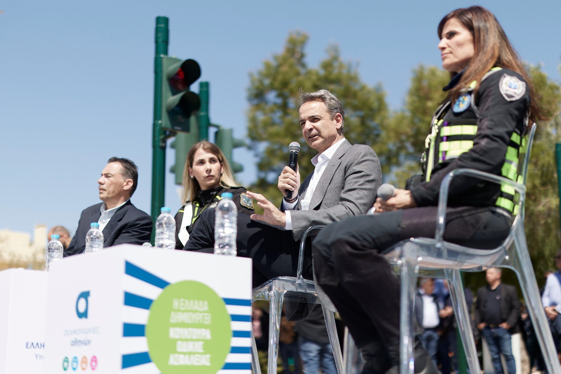 Premierul Greciei promite aplicarea strictă a legislației rutiere odată cu intrarea în funcțiune a camerelor de supraveghere