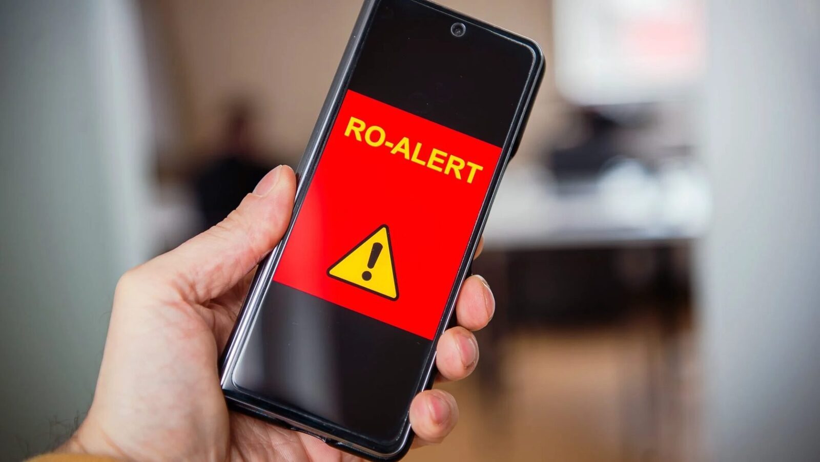 Alertă la graniță: RO-ALERT activat, F-16 pe cerul României