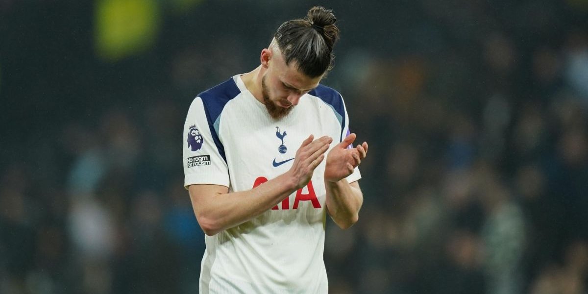 Drăgușin, pe bancă: Tottenham, egalată în final șI… loc de retrogradare