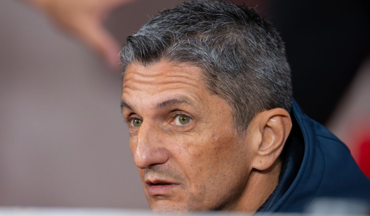 Mircea Lucescu se află în luptă pentru viață, în timp ce la Salonic, echipa sa, PAOK, a încheiat cu o remiză albă meciul din prima etapă a play-off-ului în Liga Greacă, partida disputată acasă împotriva celor de la Panathinaikos