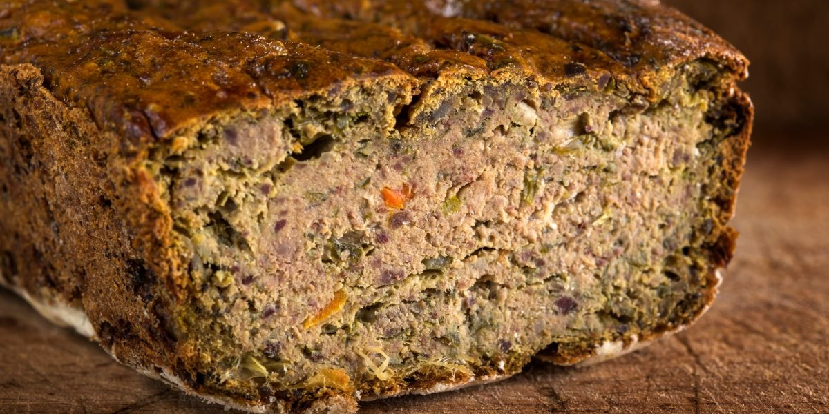 Delicios drob de post: ciuperci, spanac și leurdă, secretul gustului perfect