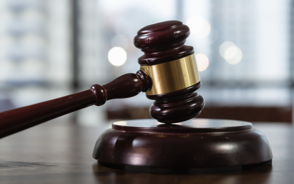 Bărbatul care și-a ucis concubina însărcinată, condamnat pe viață