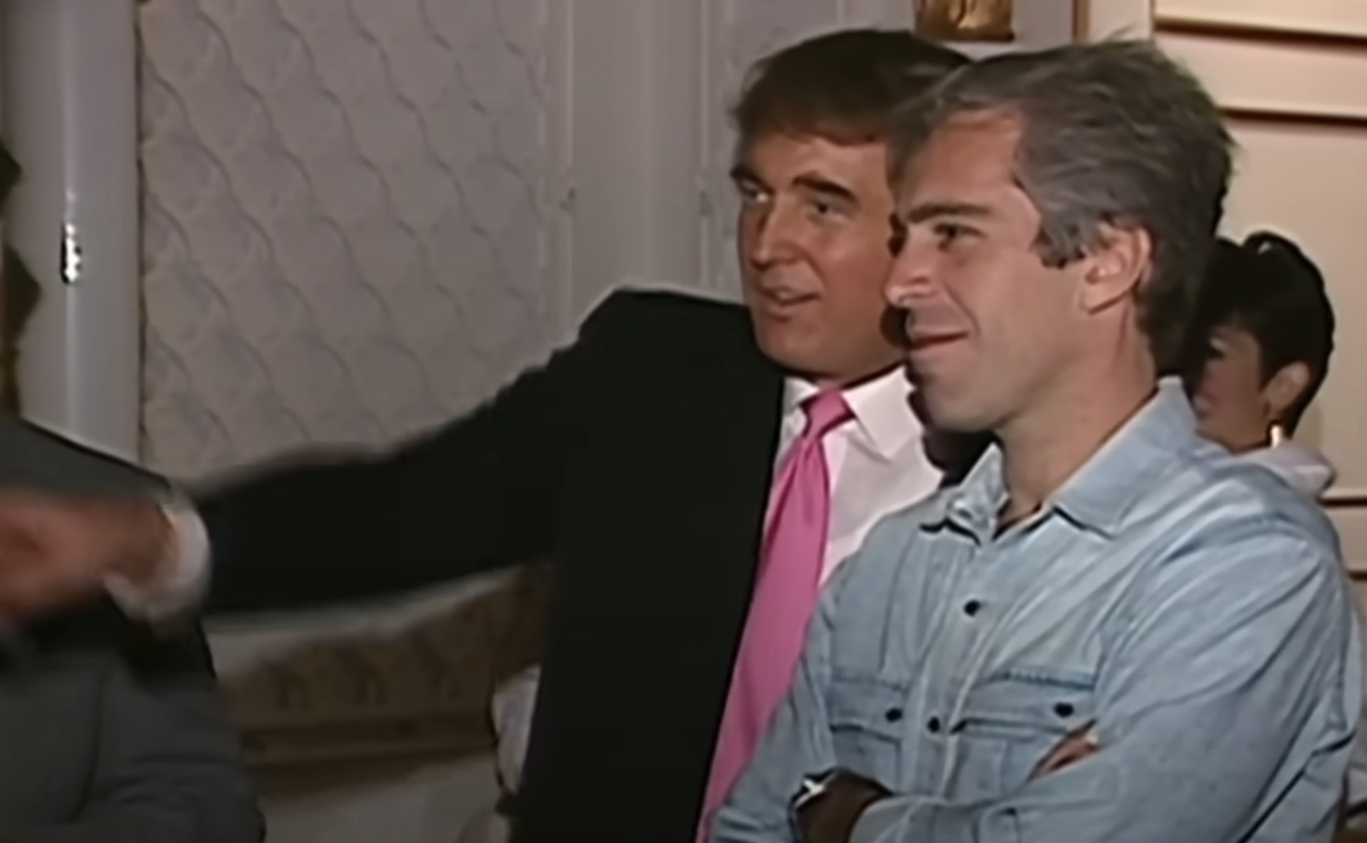 Prima Doamnă a SUA, Melania Trump, a respins ferm orice legătură cu controversatul Jeffrey Epstein, negând categoric acuzațiile privind o implicare a sa în afacerile acestuia