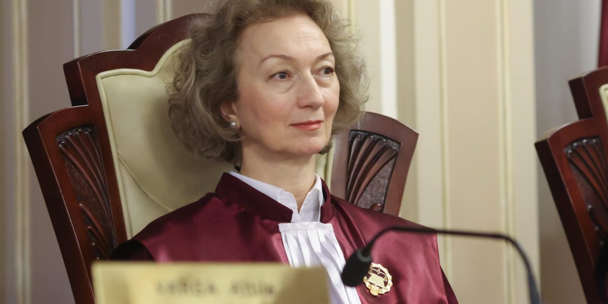 Șefa CCR, Simina Tănăsescu, dezvăluie motivele anulării alegerilor: „Constituția stă la bază”