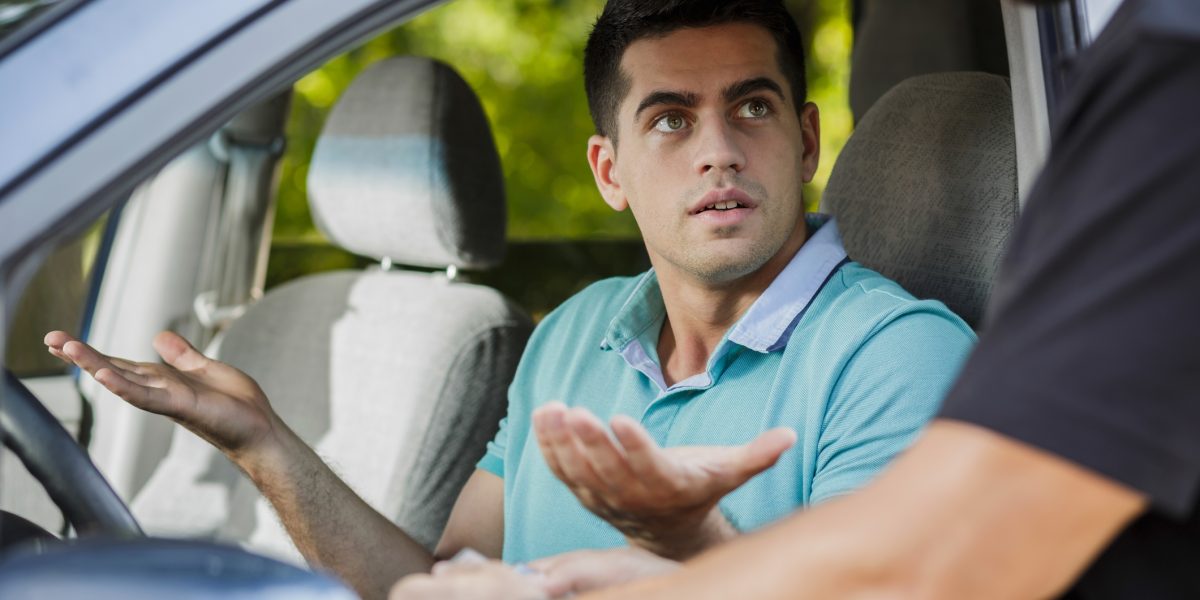 Interzis la volan: Poliția deschide dosar penal. Cine nu are voie să conducă în România