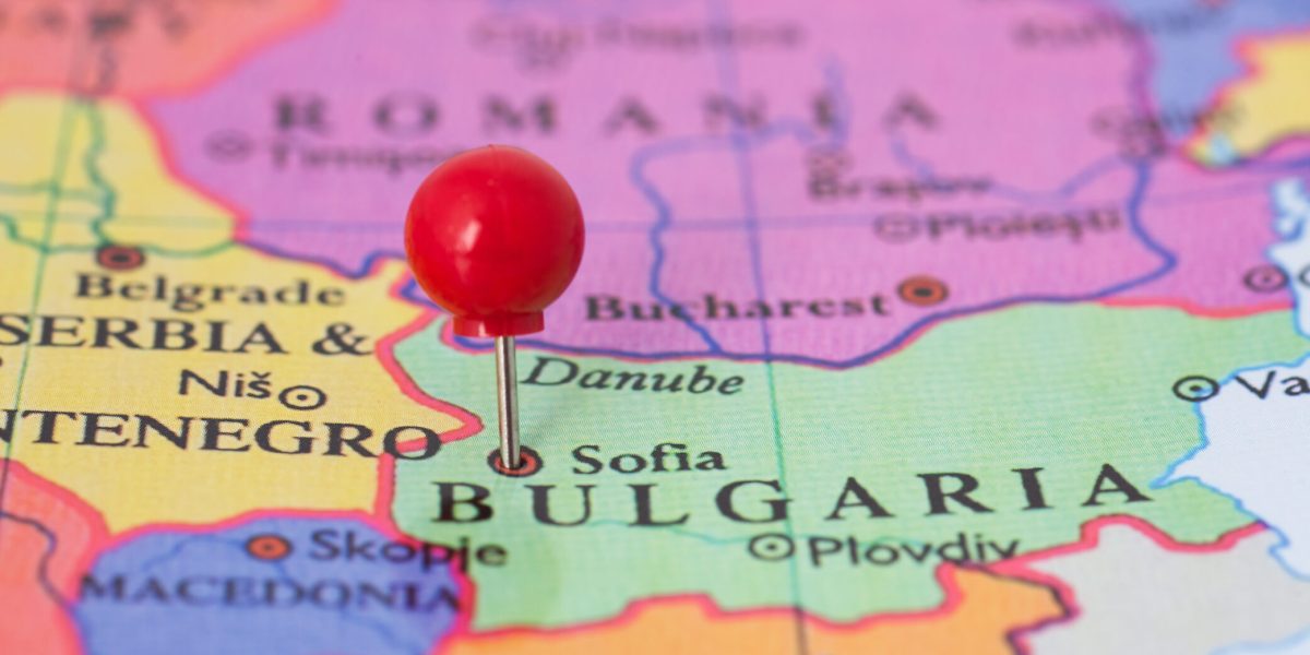 Bulgaria: Coaliția lui Radev, favorit la alegeri. Scrutin istoric, al optulea în 5 ani