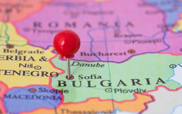 Bulgaria: Coaliția lui Radev, favorit la alegeri. Scrutin istoric, al optulea în 5 ani