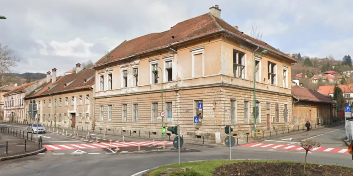 Macabru la Brașov: Resturi umane, inclusiv un bebeluș, găsite într-un subsol