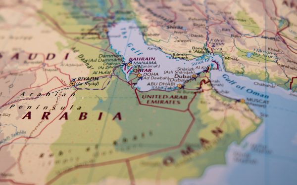 Iranul relaxează restricțiile: Navele pot tranzita Strâmtoarea Ormuz