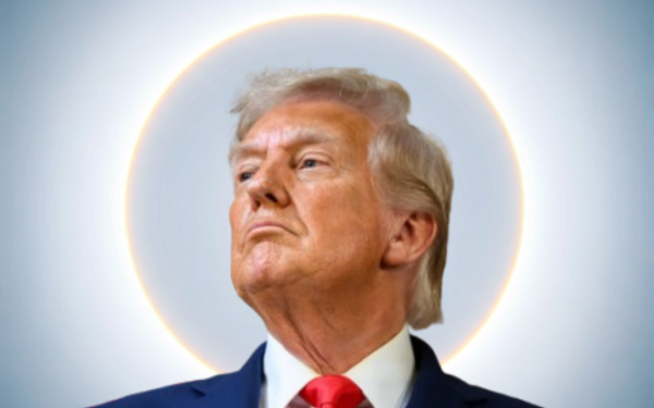Trump, „Iisus” auto-proclamat, își șterge portretul de sfânt