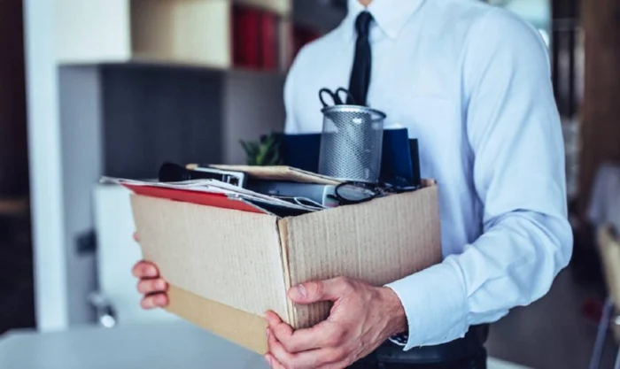 Un val de concedieri se resimte în economia românească, afectând multiple sectoare, în special industria auto, cea chimică și domeniul IT