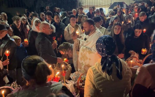 Mii de români, la Bergamo, pentru a menține tradiția: „Oriunde-am fi!”