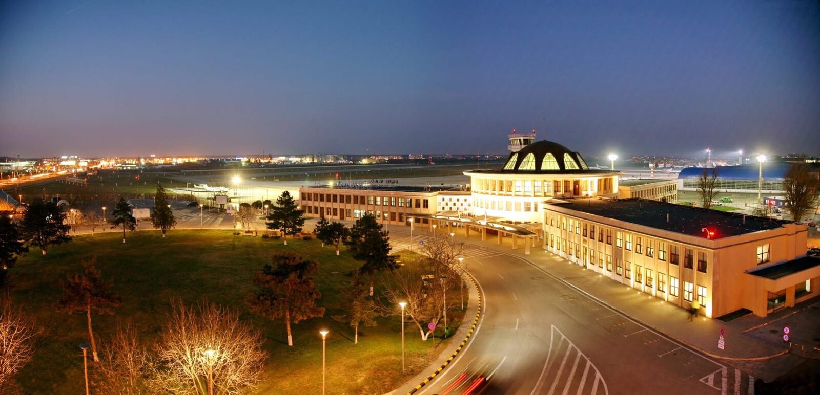 AEROportul Băneasa, modernizare de 7,43 milioane lei: 3 oferte pe masă